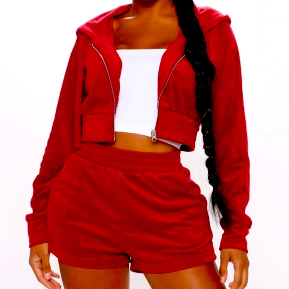 🔥🌟✨Fashion nova short set size L ❤️💕